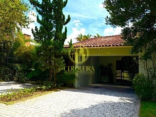 Casa à Venda em Jardim Leonor — Rua Doutor Rubens Maragliano, 172